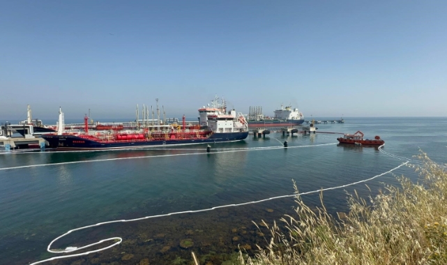 Tekirdağ’da akıl almaz kaza! Binlerce litre akaryakıt...