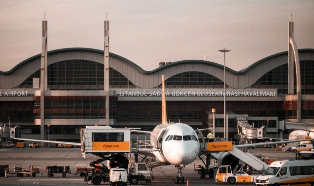 Yabancı uyruklu iki kişi midelerinde uyuşturucuyla yakalandılar