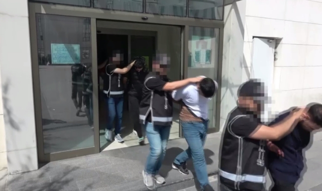 Yağma ve silahlı saldırıya karışan 4 şüpheli tutuklandı
