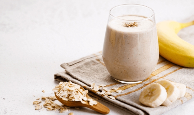 Yulaf ezmeli smoothie nasıl yapılır?