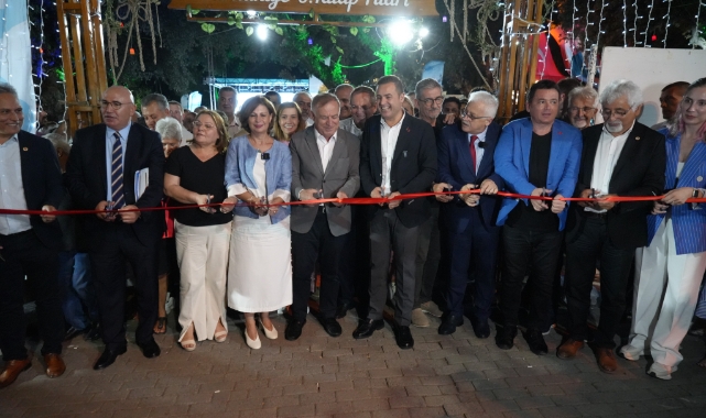 5. Burhaniye Kitap Fuarı başladı