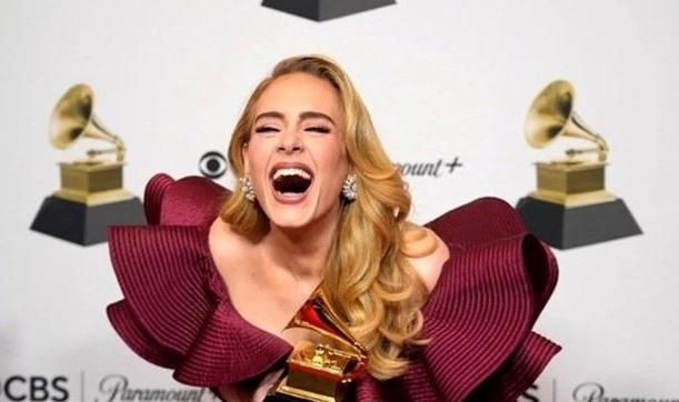 Adele müziğe ara veriyor