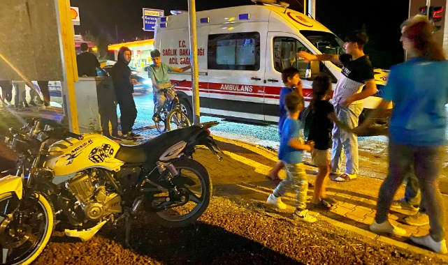 Ambulansla motosiklet çarpıştı: 1 yaralı