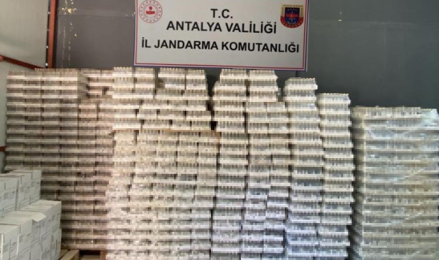 Antalya'da jandarmadan kaçak içki operasyonu!