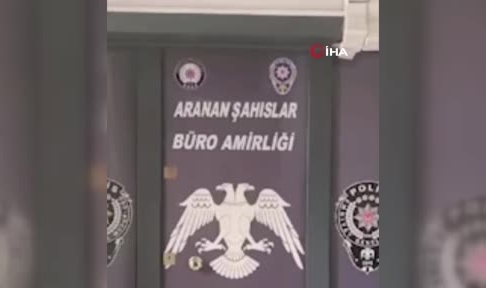Aranan şahıs gardıropta yakalandı