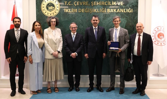 Bakan Kurum, EBRD Başkan Yardımcısı Patrone ile görüştü