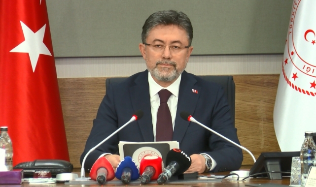 Bakan Yumaklı su tüketimi hedefini açıkladı!