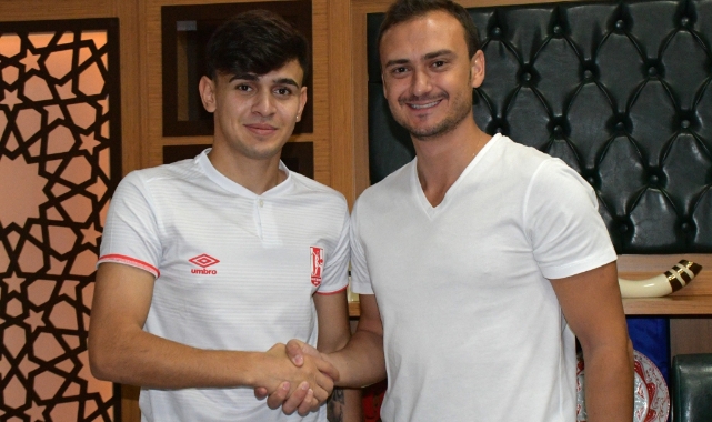 Balıkesirspor transfer harekatı sürüyor