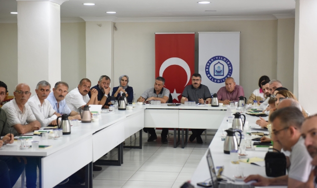 Başkan Oktay Yılmaz muhtarlarla buluştu