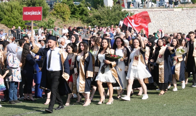 Bilecik’te mezuniyet coşkusu yaşandı