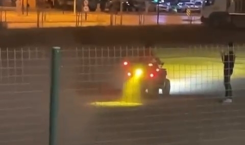 Bursa'da arazi aracı ile dakikalarca drift attı