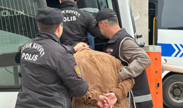 Bursa'da Suriyelilerin iş yerleri ile araçlarına zarar veren 13 kişi tutuklandı!