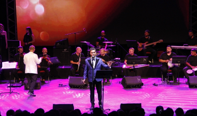 Bursa Festivali'nde 'Zeki Müren' gecesi