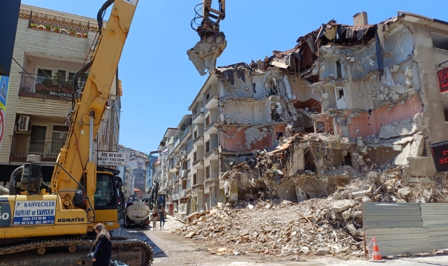 Bursa Mudanya'da yıkım başladı! Günler sürecek...