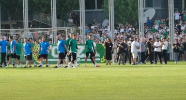 Bursaspor ilk antrenmanını yaptı!