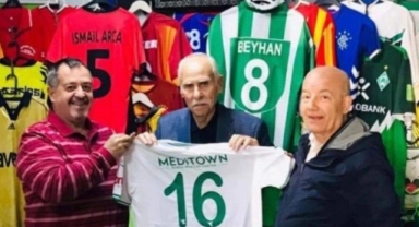 Bursaspor'un acı kaybı! Erhan Erdener vefat etti