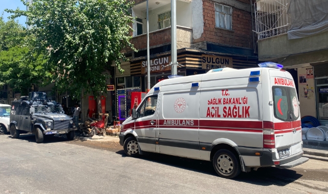 Diyarbakır'da İranlı bacağından vuruldu!