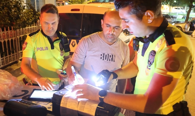 Ehliyetsiz araç kullanan sürücü uygulamada yakalandı! 