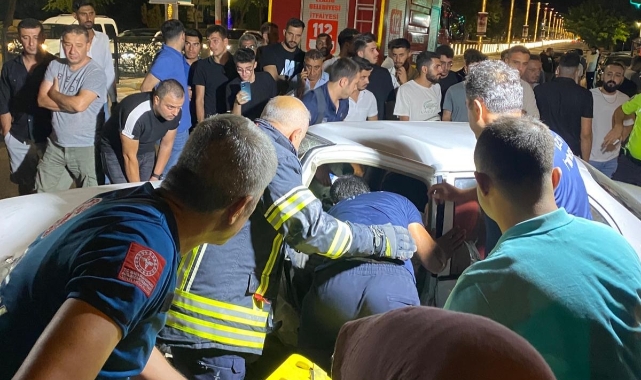 Elazığ’da iki otomobil kafa kafaya çarpıştı: 2 yaralı