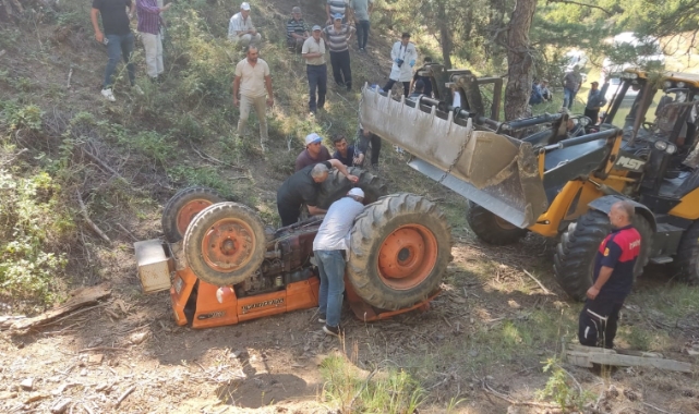 Emet’te devrilen traktörün altında kalan sürücü hayatını kaybetti!