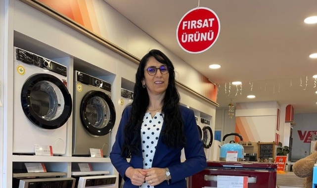 Evinde anne, tarlada çiftçi, mağazada patron