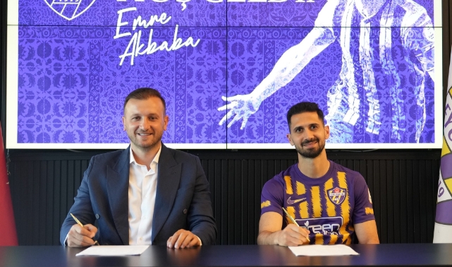 Eyüpspor, Emre Akbaba ile 2 yıllık sözleşme imzaladı