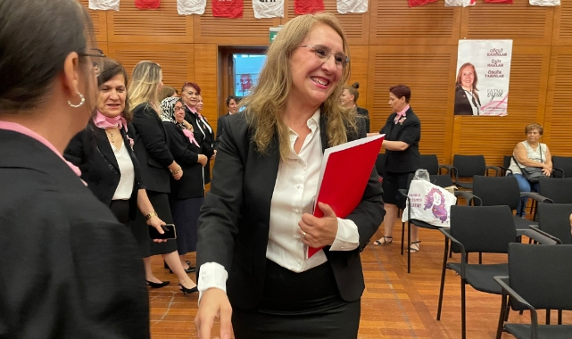 Fatma Özgür kimdir?