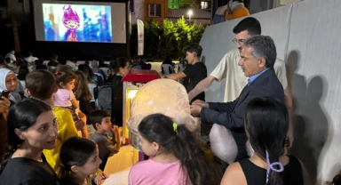 Gemlik'te "Çocuklarla Sinema Keyfi" etkinliği yapıldı
