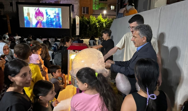 Gemlik'te "Çocuklarla Sinema Keyfi" etkinliği yapıldı