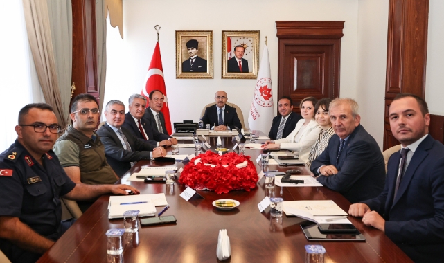 Gözlem Etkinliği öncesinde Vali Demirtaş'tan toplantı