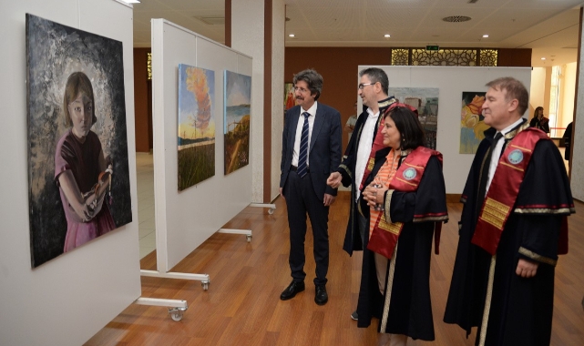 Güzel Sanatlar Fakültesi’nde kepler mezuniyet için fırlatıldı!