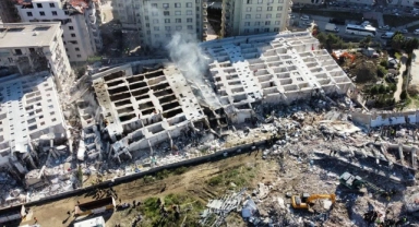 Hatay'da 269 kişiye mezar olmuştu! 'Rönesans' davasında sanık kalp krizi geçirdi