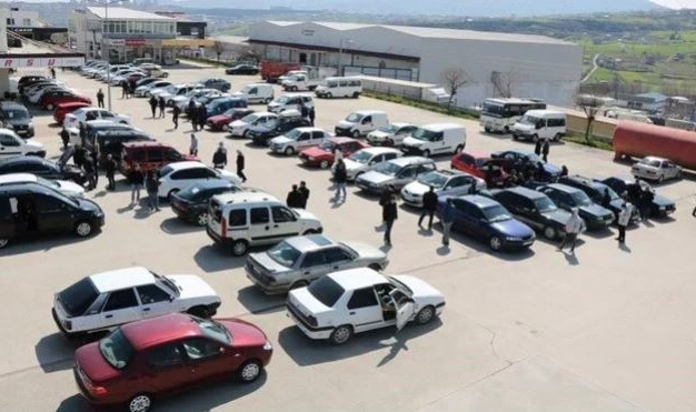İkinci el araç piyasası çakıldı