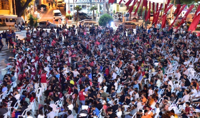 İncirliova’da çeyrek final sevinci yaşandı