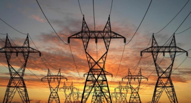 Irak'a 3 yıl aradan sonra elektrik ihracatı başladı