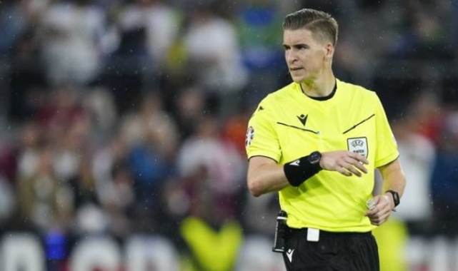 İspanya - İngiltere finalini François Letexier yönetecek!