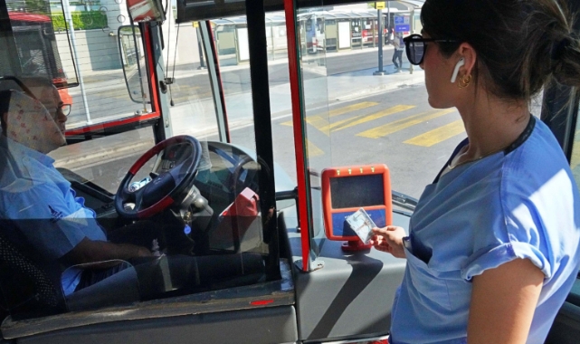 İzmir’de 90 dakika ücretsiz aktarma başladı