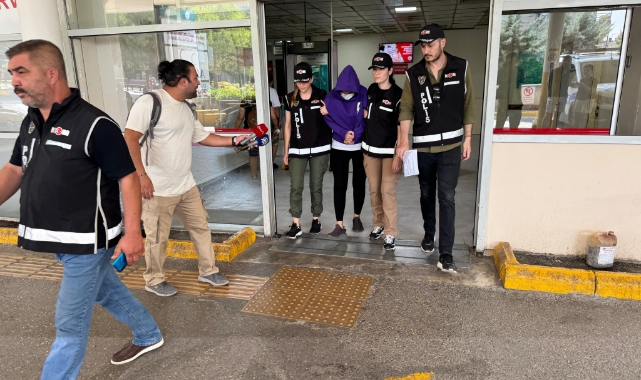 İzmir’deki 300 milyonluk vurgunla ilgili şube müdürü tutuklandı