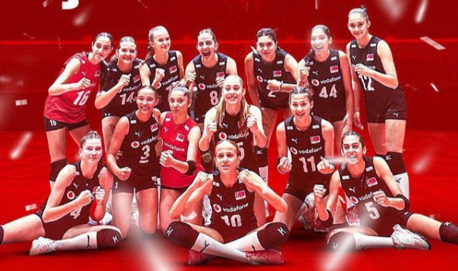 Kadın Milli Voleybol Takımına Bursa'dan tebrik!
