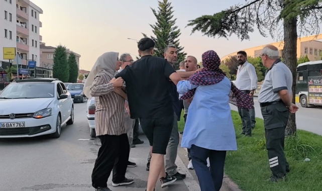 Kaza yapan sürücü: "Hatasız, boyasız aracım hasar gördü"