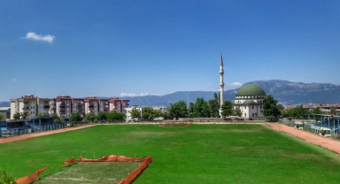 Kestel İlçe Stadyumu kapılarını açtı