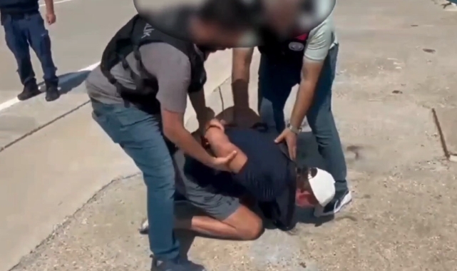 Kırmızı bültenle aranıyordu, Antalya'da yakalandı