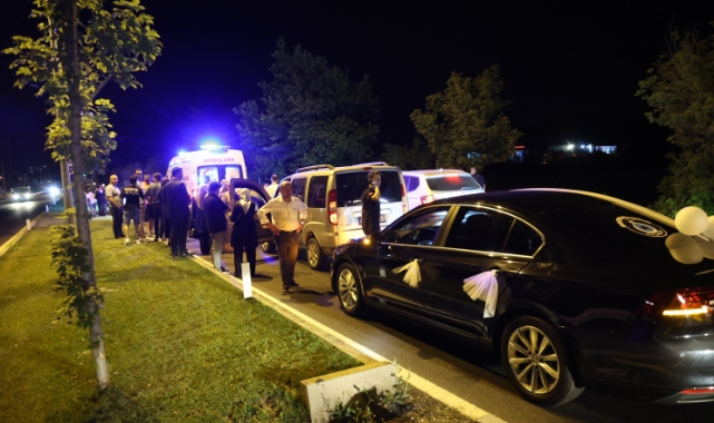Köpeğe çarpmamak için duran araca, arkadan gelen araç çaptı!