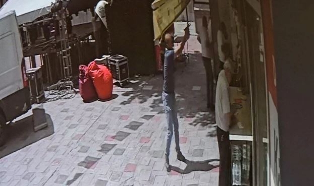 Kuponu tutmayınca büfeye ateş açtı