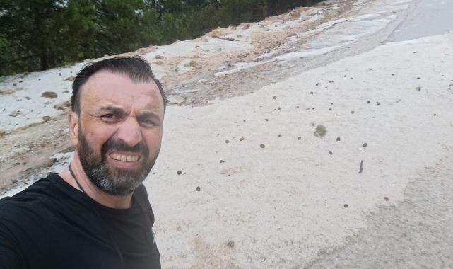 Kütahya'da ceviz büyüklüğünde dolu yağdı