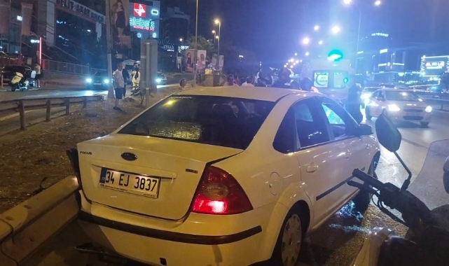 Maltepe'de otomobil motosiklete çarptı: 1 ağır yaralı