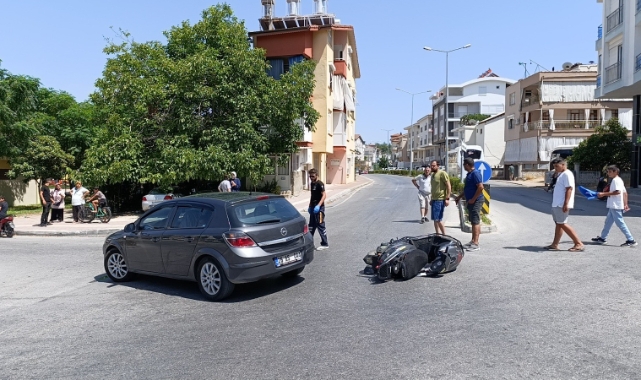 Manavgat'ta otomobil ile motosiklet çarpıştı!