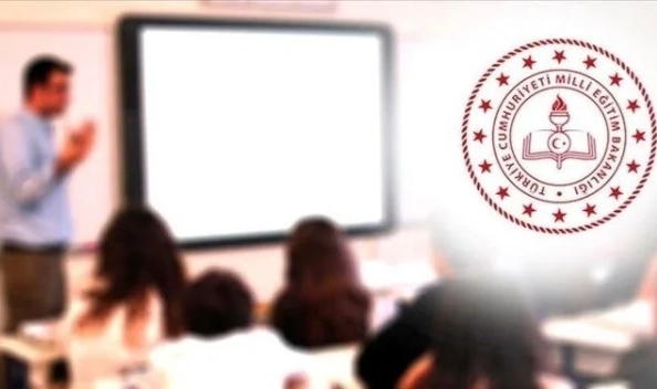 MEB’den 2 Fransız okuluna uyarı