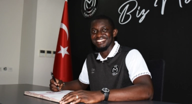 Moryke Fofana resmen Manisa FK'da