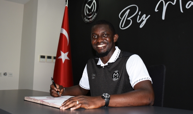 Moryke Fofana resmen Manisa FK'da